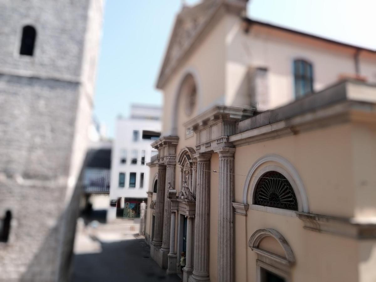 Old City Center Rijeka Luaran gambar