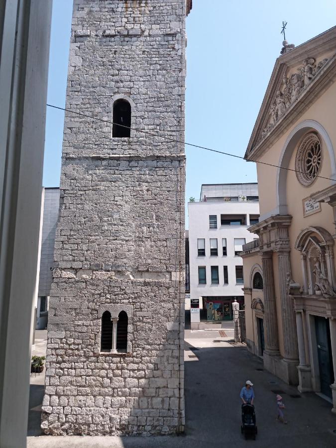 Old City Center Rijeka Luaran gambar