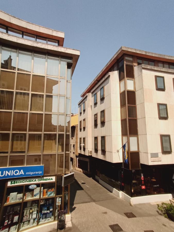 Old City Center Rijeka Luaran gambar